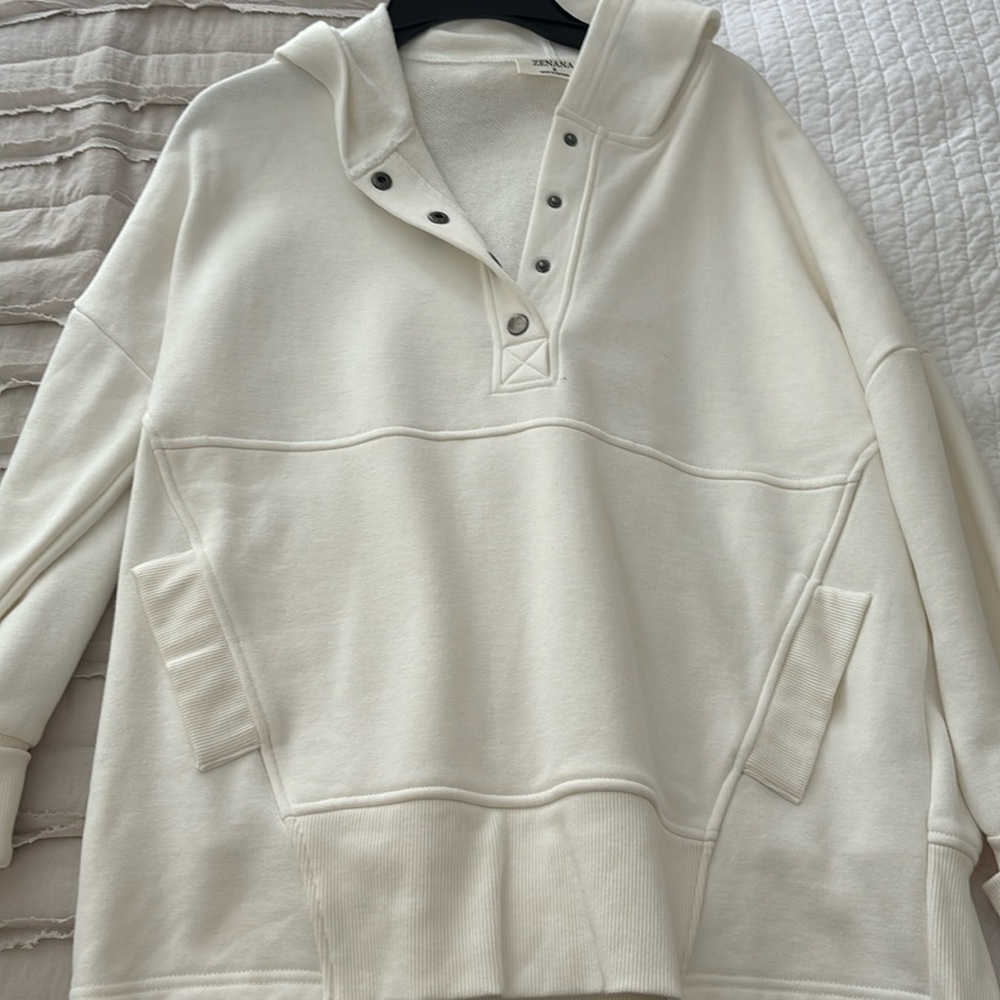 White oversized sweatshirt